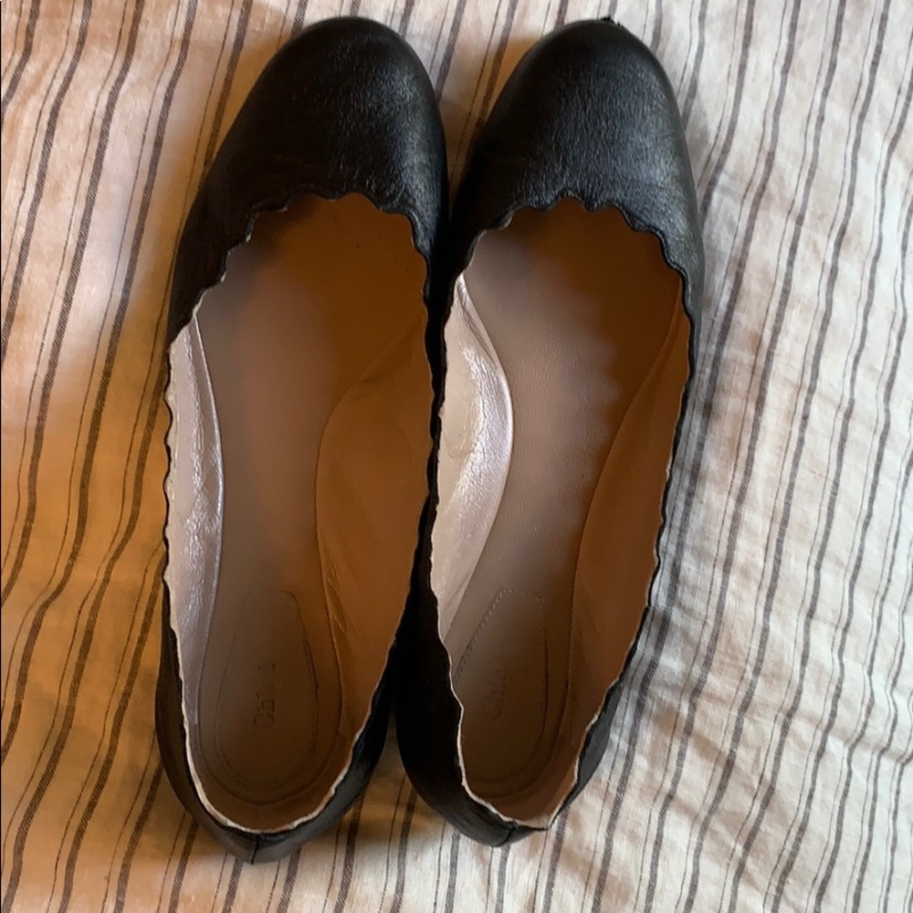 Chloe black scallop flats